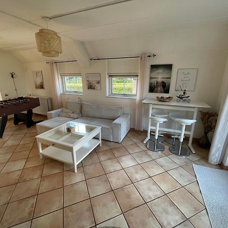 Freistehendes Ferienhaus Am See Naehe Roermond Heel 外观 照片